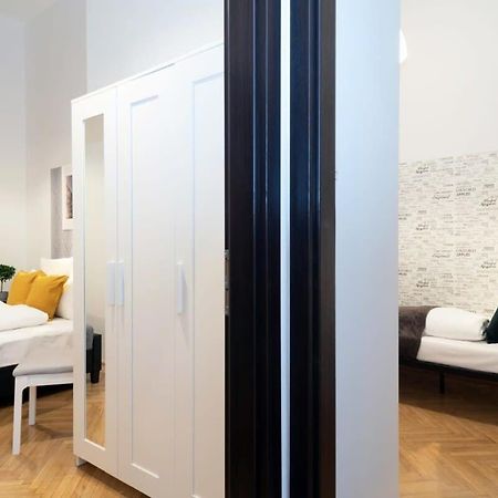 Ultra Central Large Stylish Apartment Budapeste Exterior foto